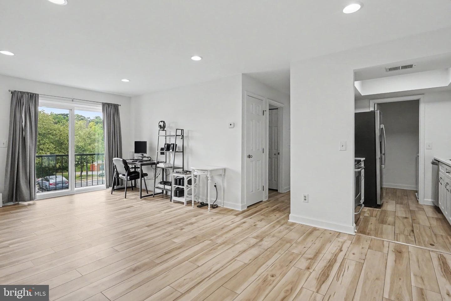 14800 Rydell Road #201 photo 3