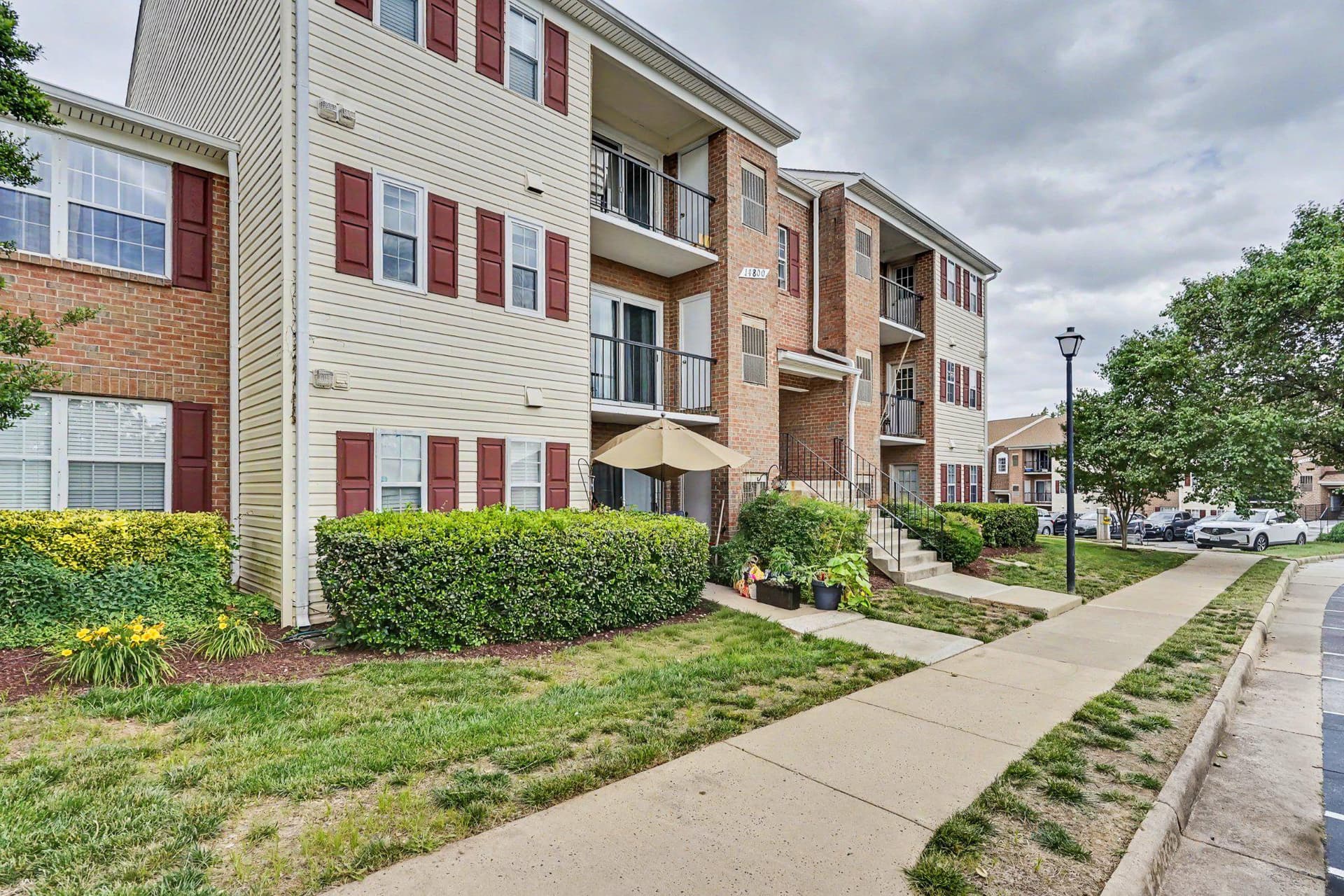 14800 Rydell Road #201 photo 31