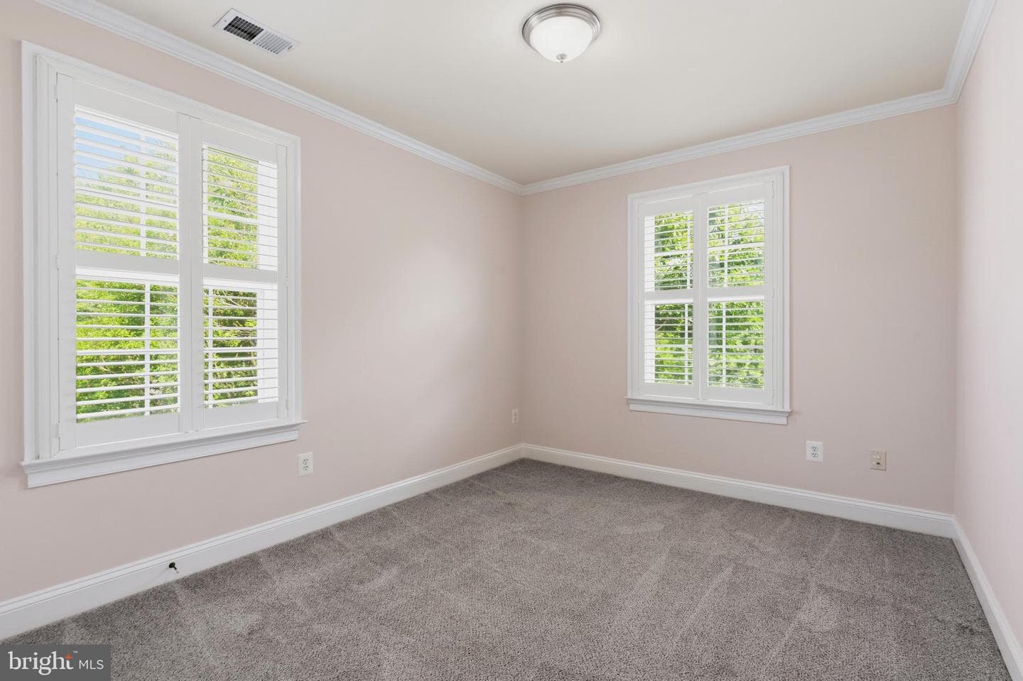 6453 Fourth Street photo 24