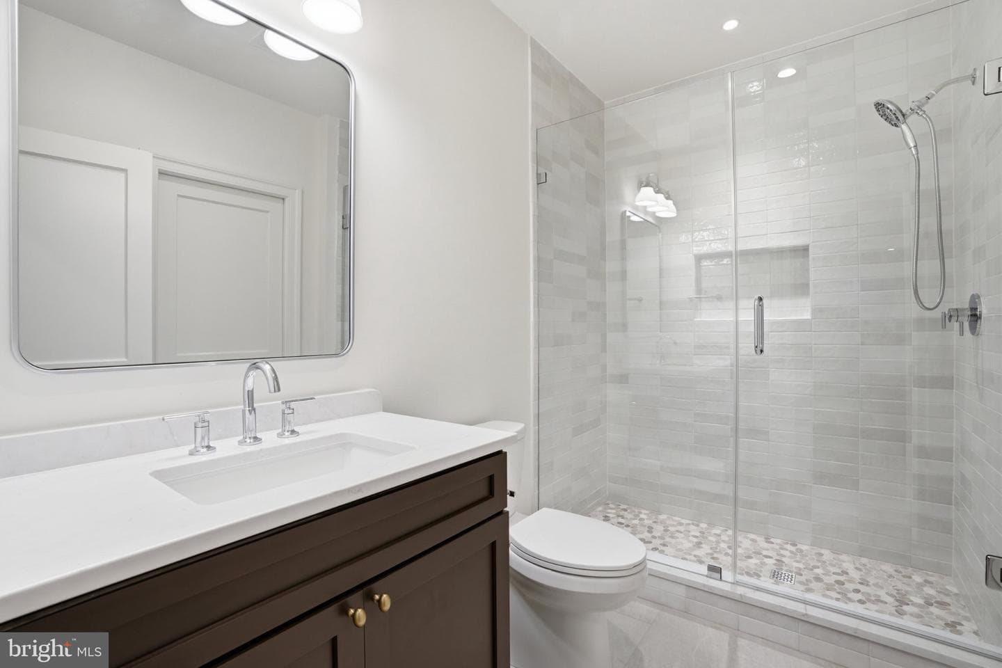 5840 Hilldon Street photo 97