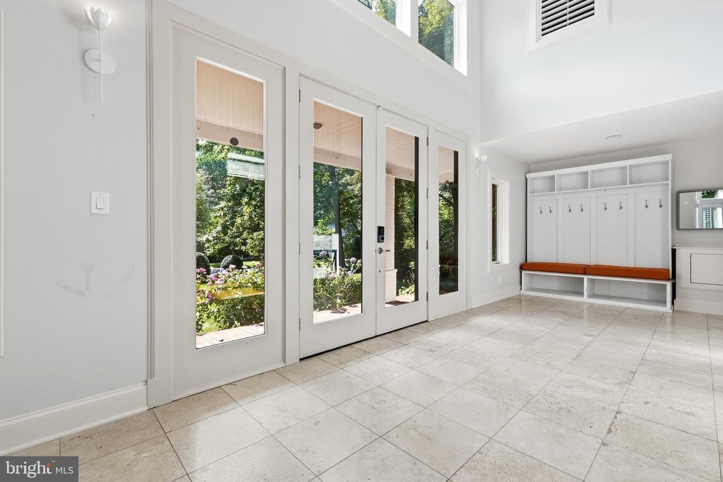 2850 Rosemary Lane photo 8