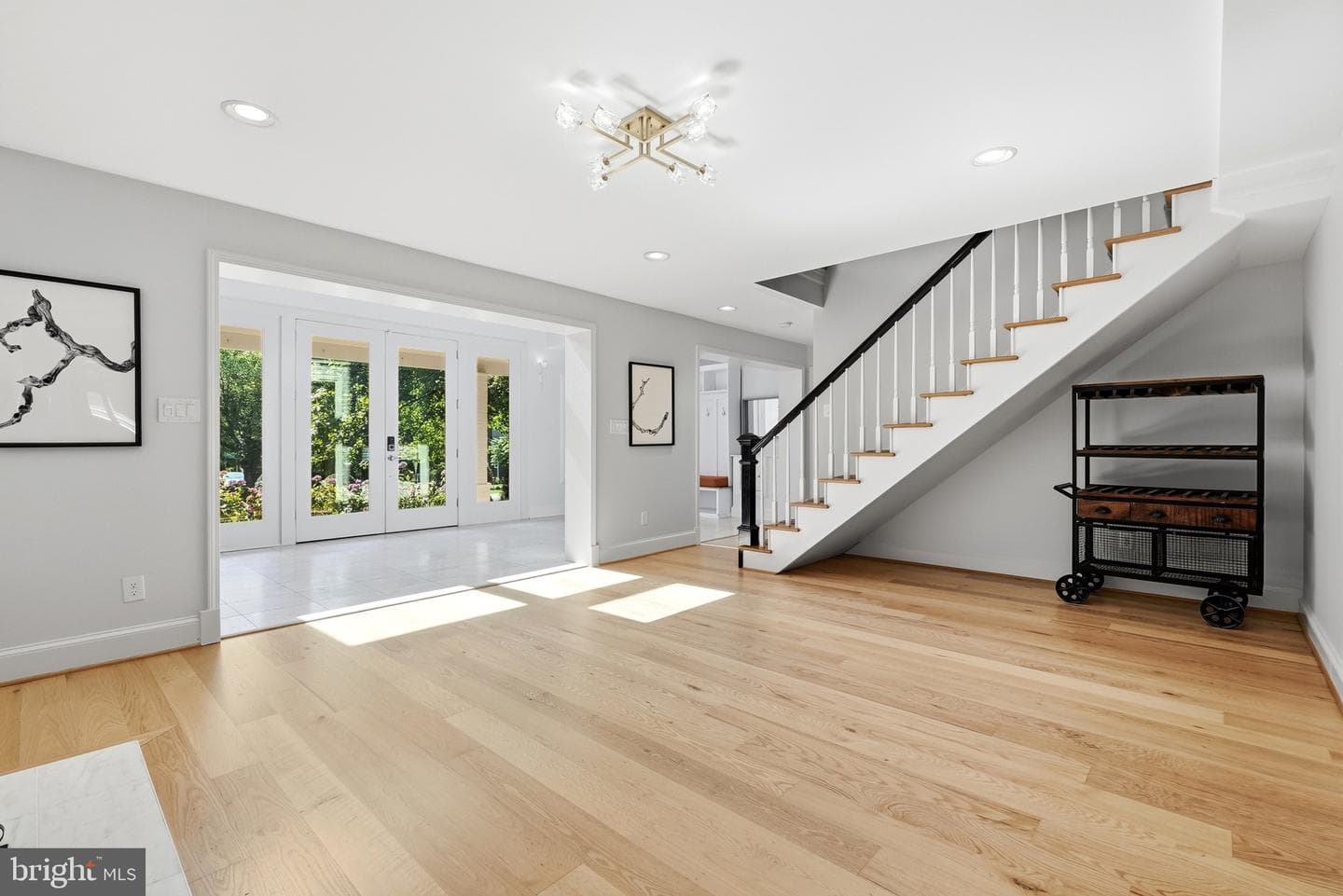 2850 Rosemary Lane photo 9