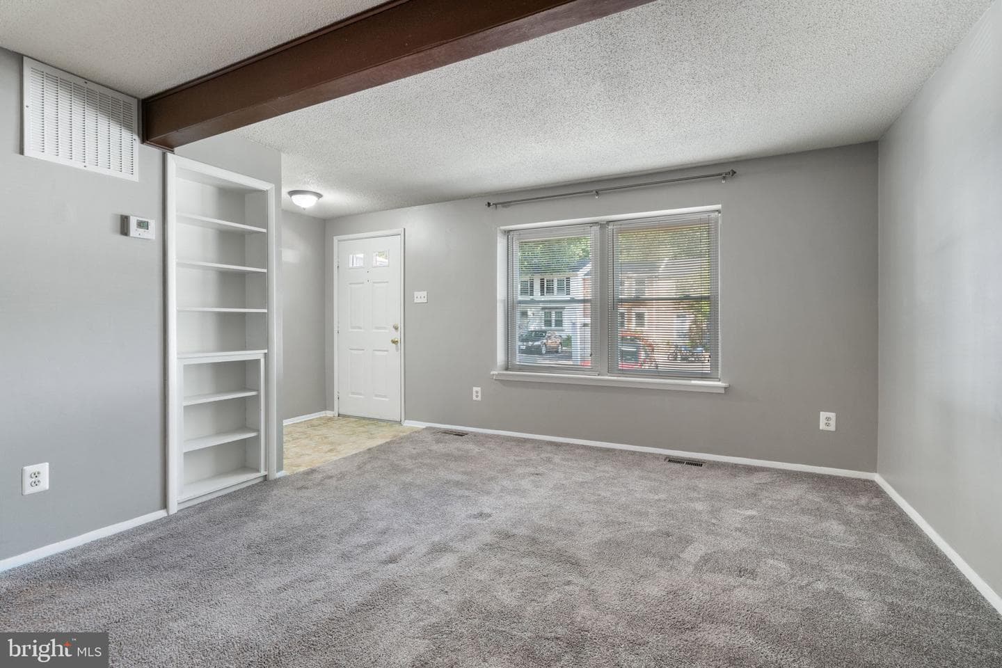 8164 Curving Creek Court photo 4