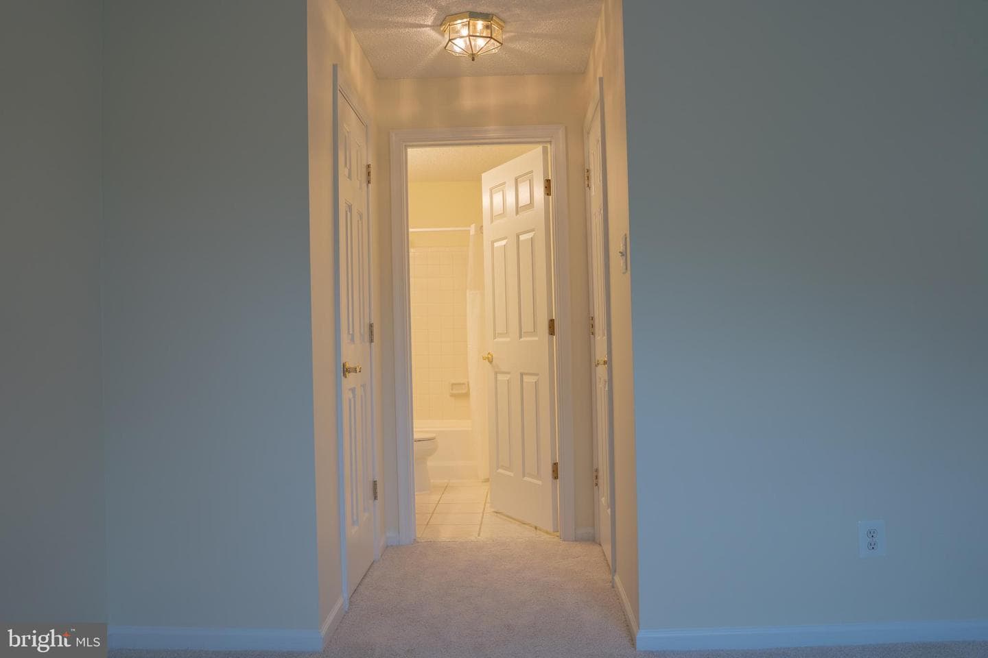 12101 Greenwood Court #301 photo 18