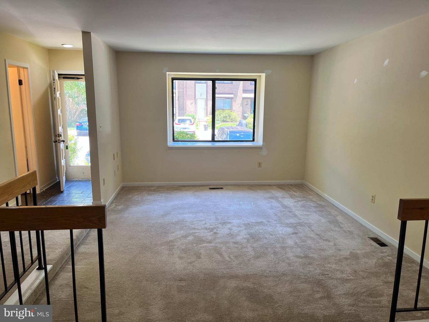 5822 Jacksons Oak Court photo 2