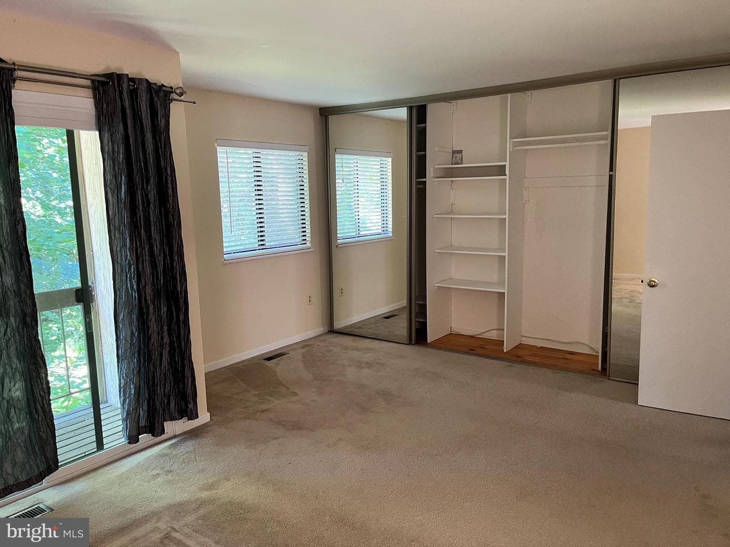 5822 Jacksons Oak Court photo 7