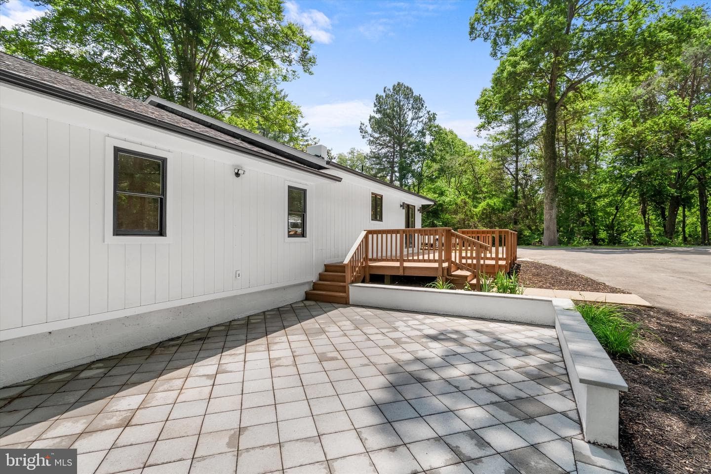 12365 Henderson Road photo 54