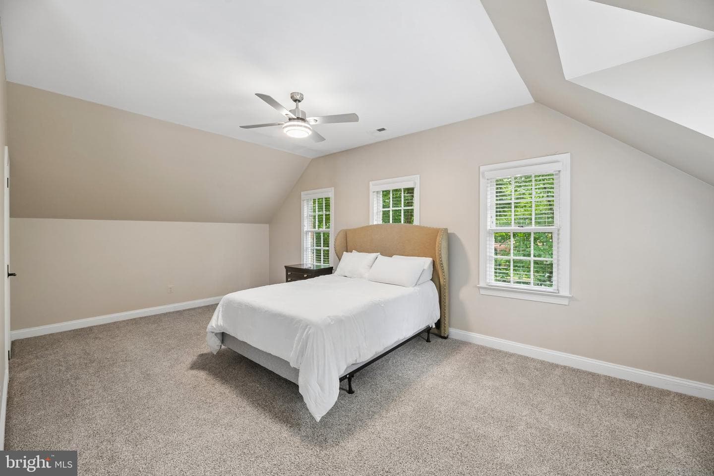 512 Seneca Green Way photo 103