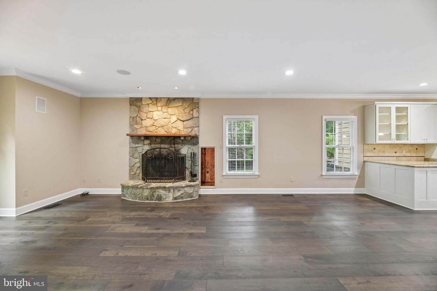 512 Seneca Green Way photo 16