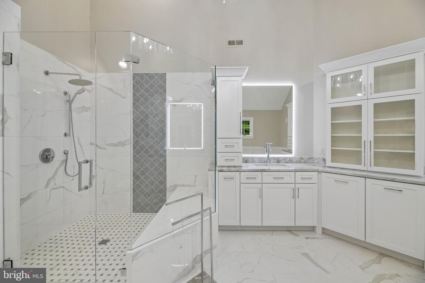 512 Seneca Green Way photo 90