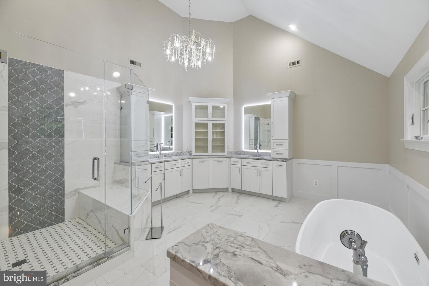 512 Seneca Green Way photo 91