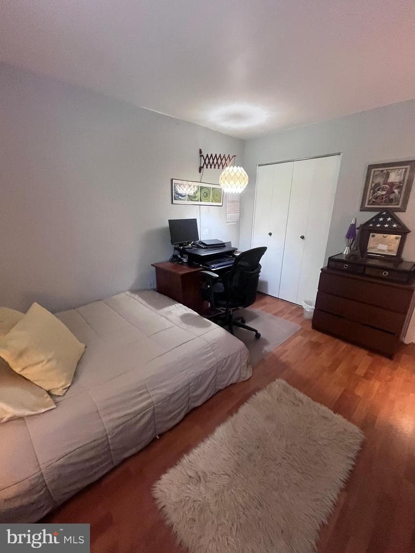 9706 Kingsbridge Drive #102 photo 34