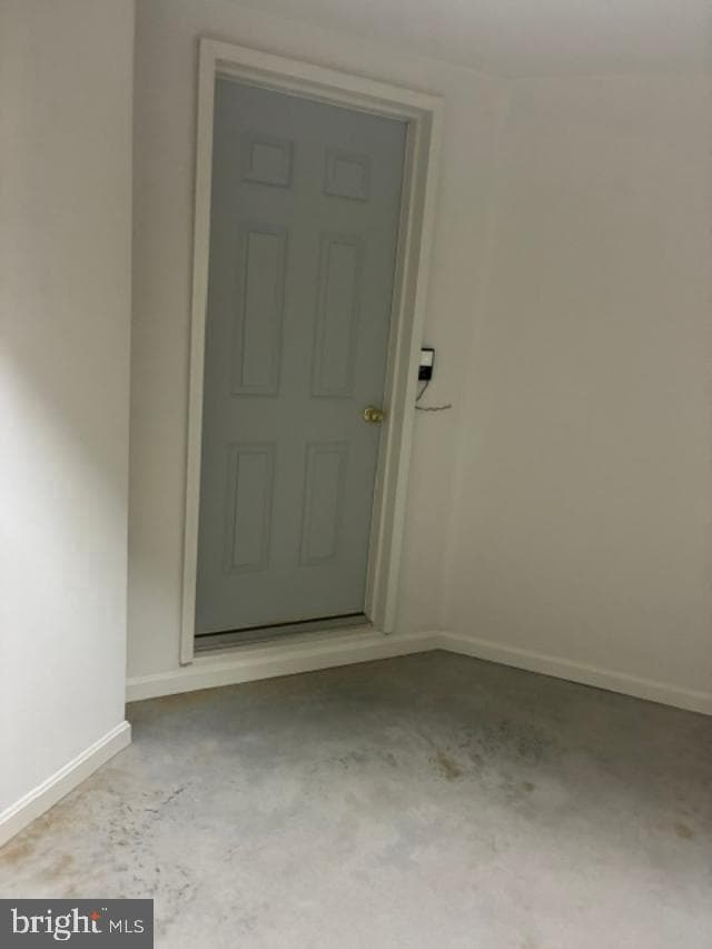 8015 Merry Oaks Court photo 22