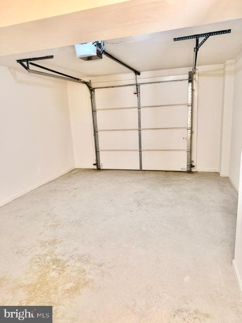 8015 Merry Oaks Court photo 23