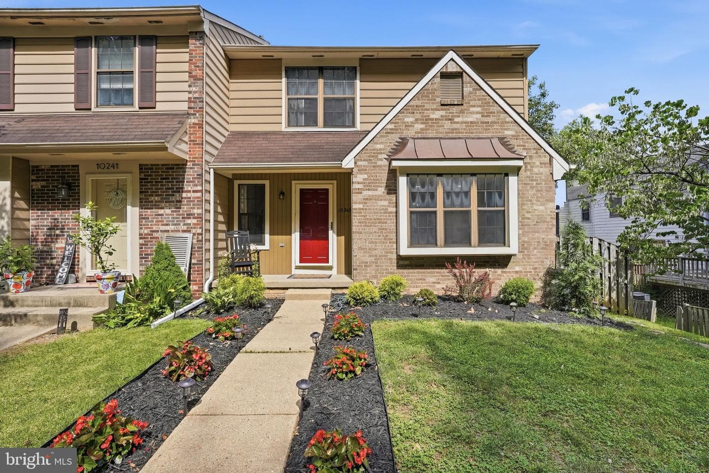 10243 Roberts Common Lane photo 1