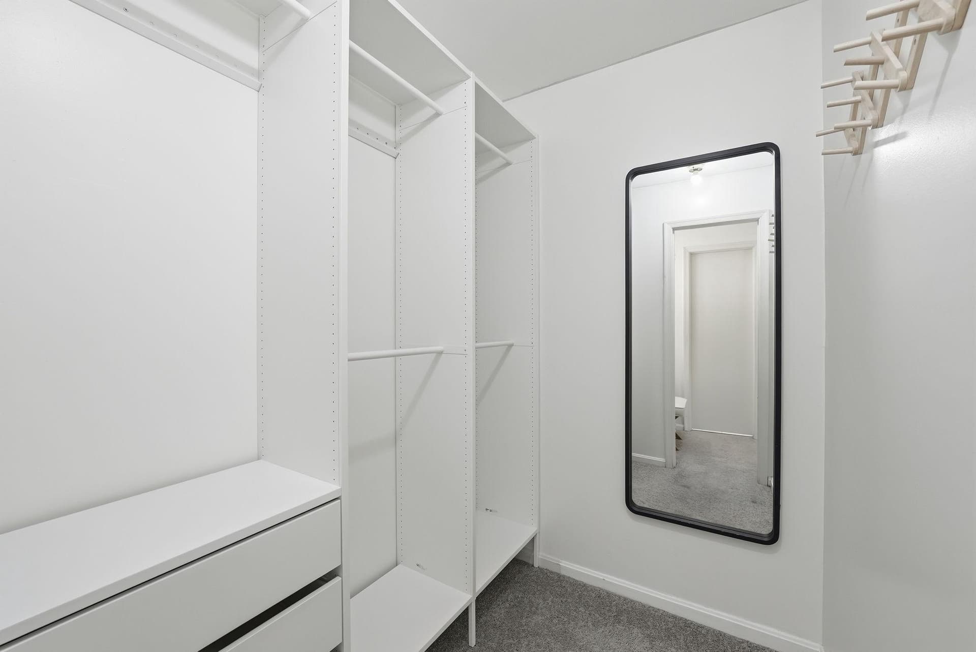 10243 Roberts Common Lane photo 16