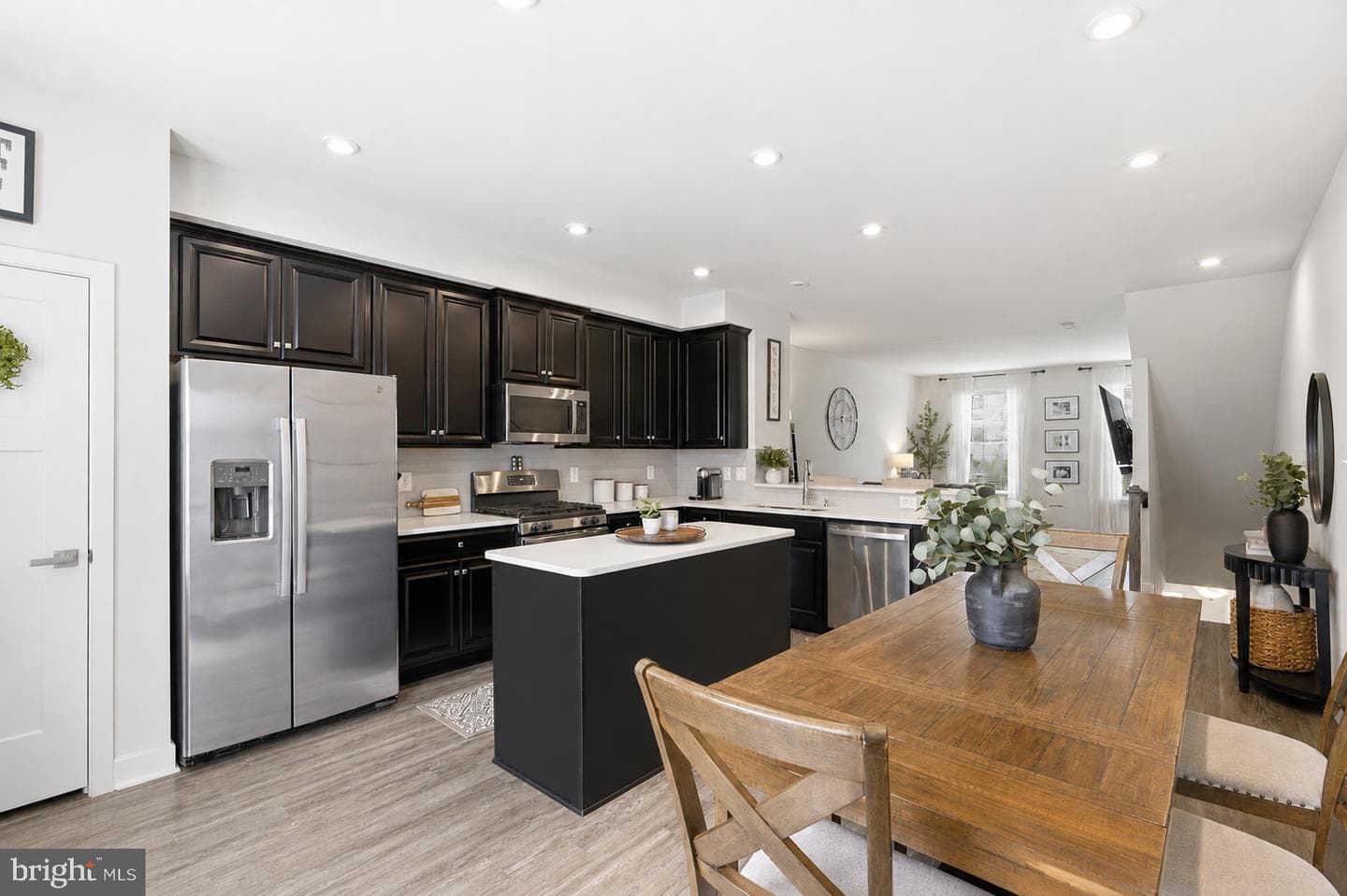 2764 Velocity Road photo 3