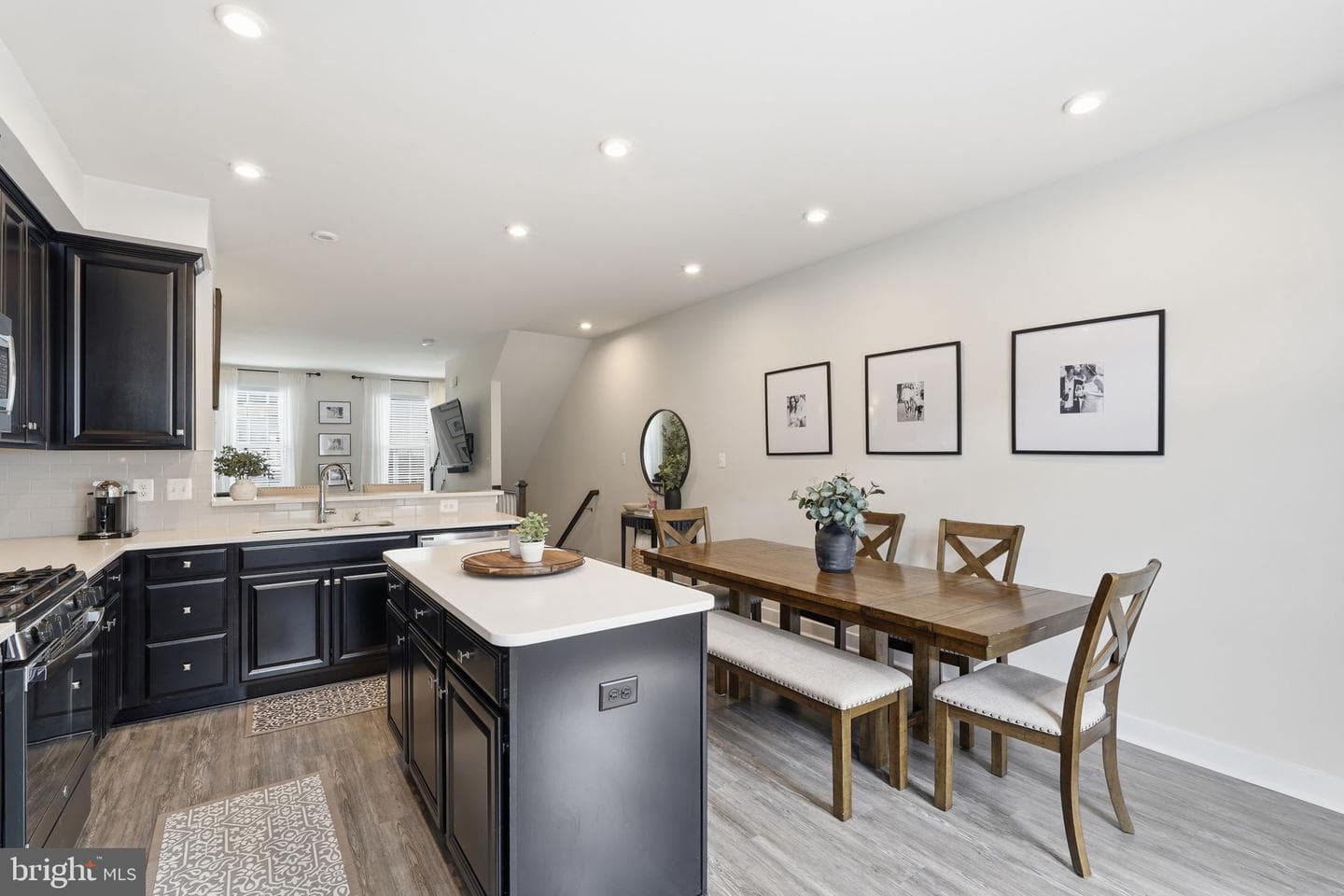 2764 Velocity Road photo 4