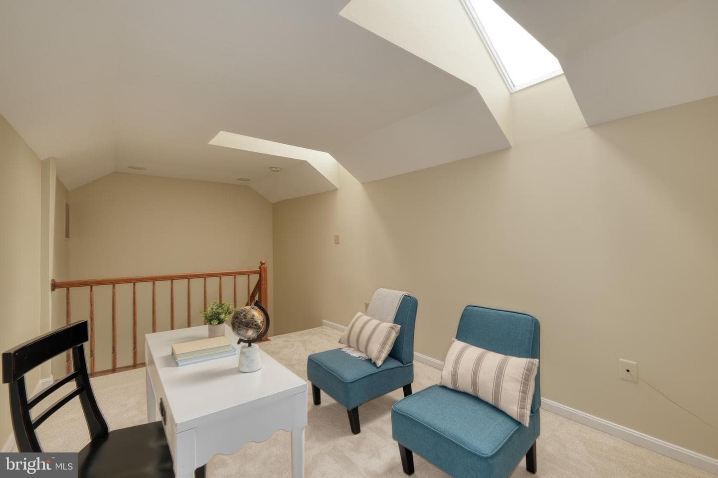 8174 Cliffview Avenue photo 40