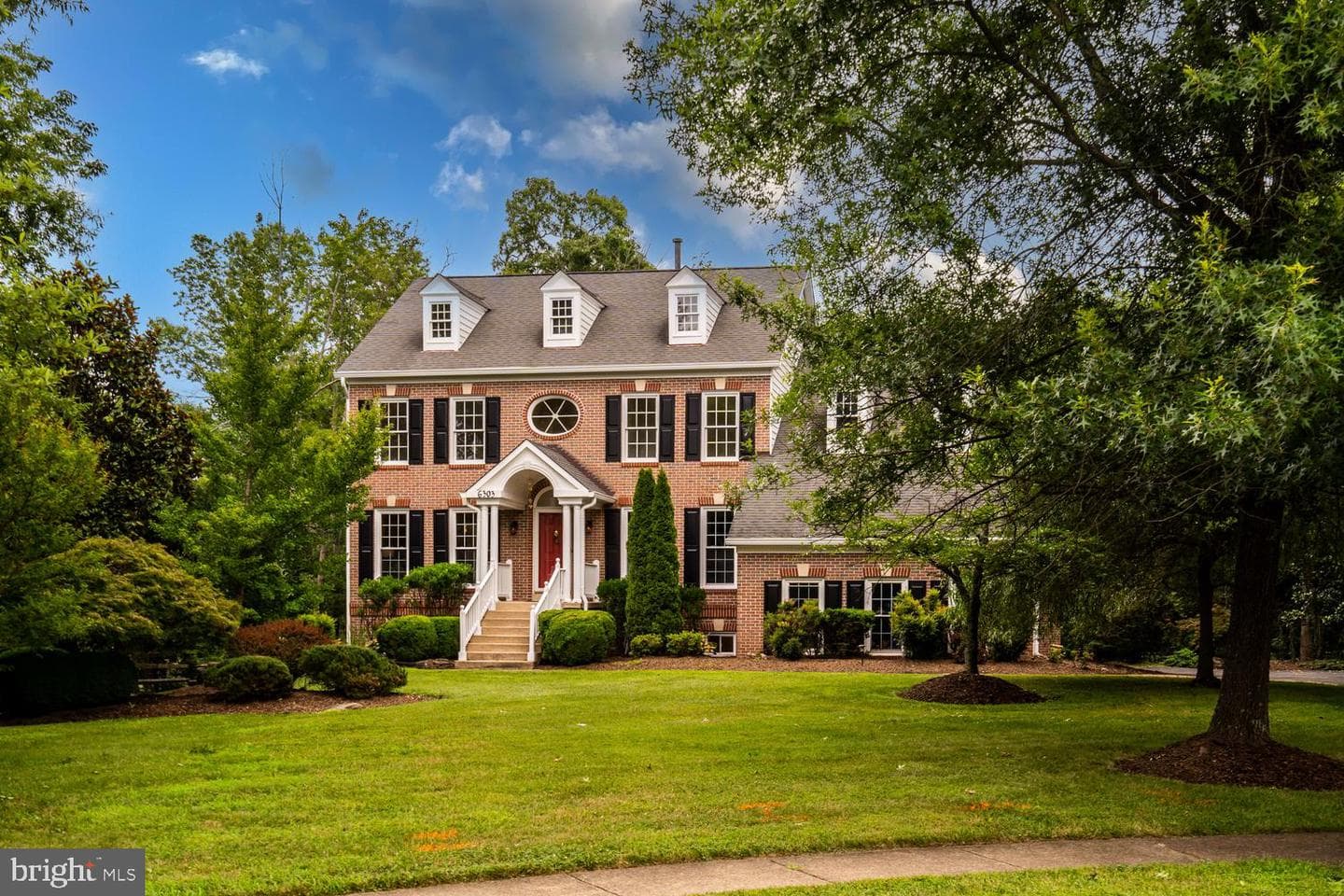 6303 Pebblebrook Trace photo 3