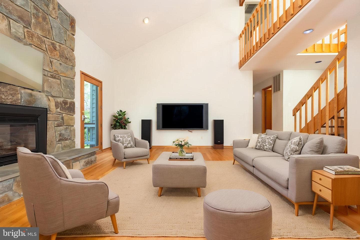513 Springvale Road photo 5