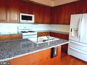 6409 Nice Place photo 4