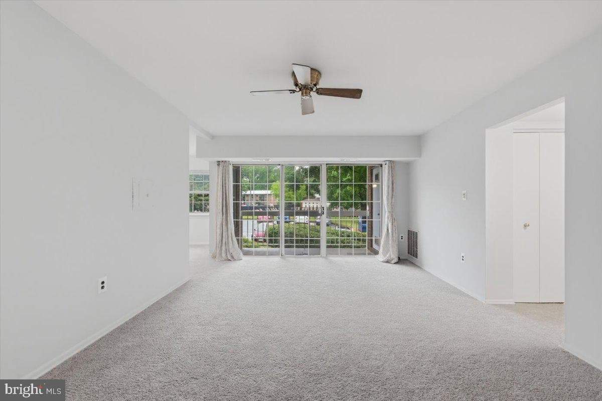 1923 Wilson Lane #201 photo 6