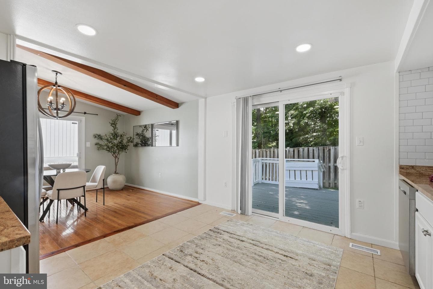 2240 Sanibel Drive photo 11
