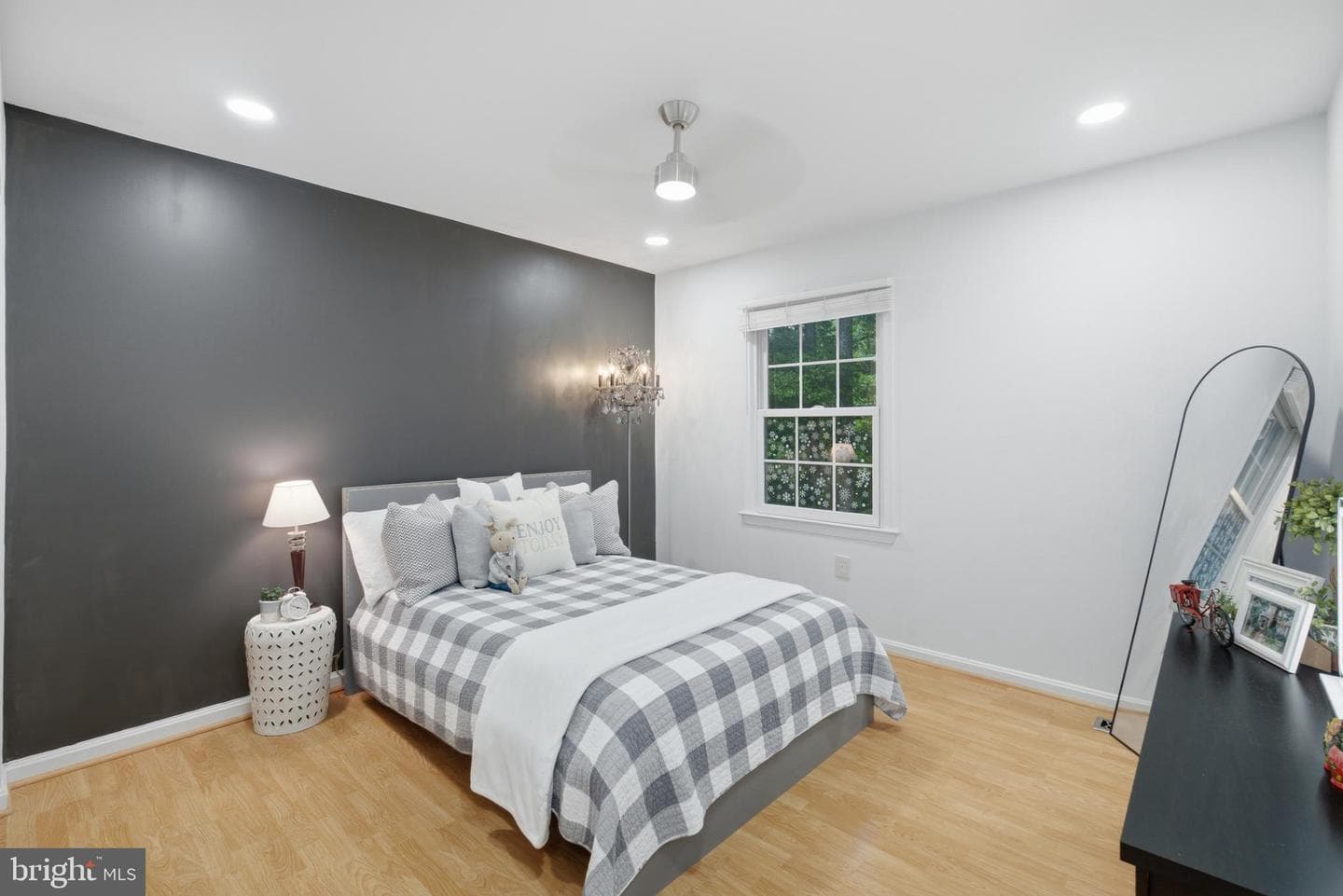 9664 Masterworks Drive photo 24