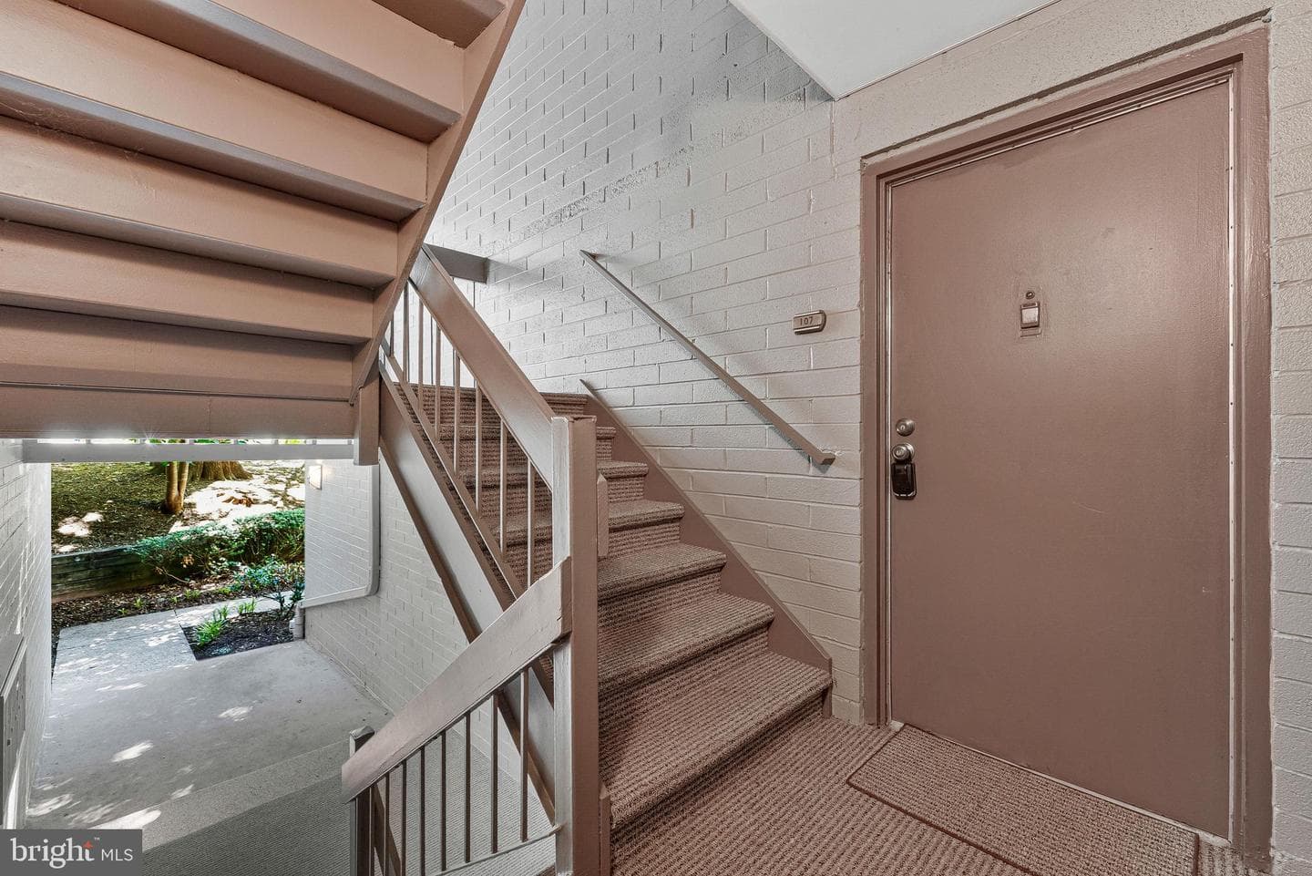 2210 Springwood Drive #107 photo 6