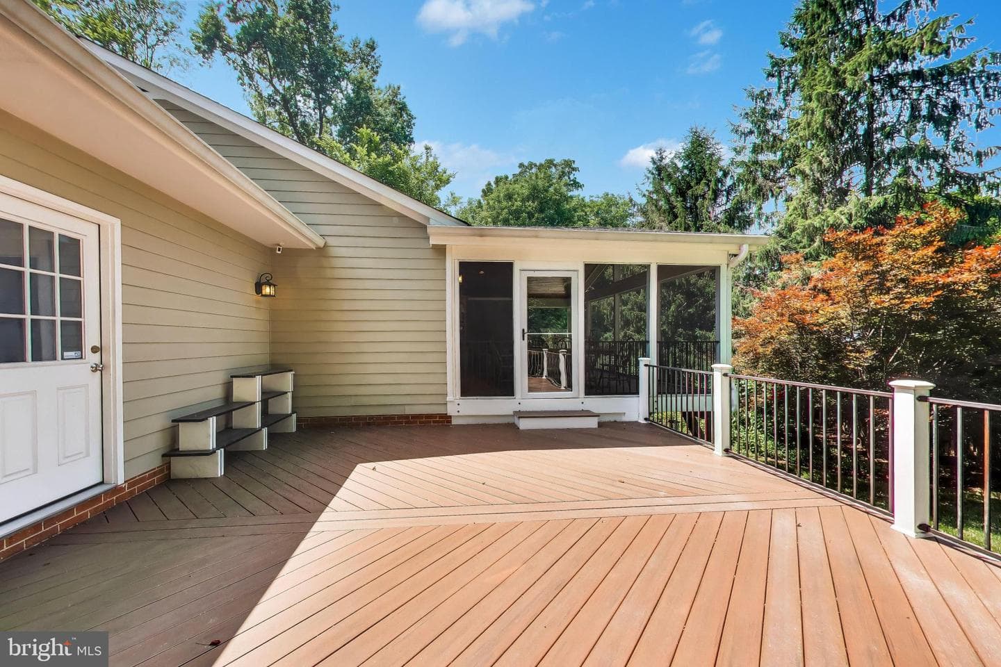 3300 Clearwood Court photo 41