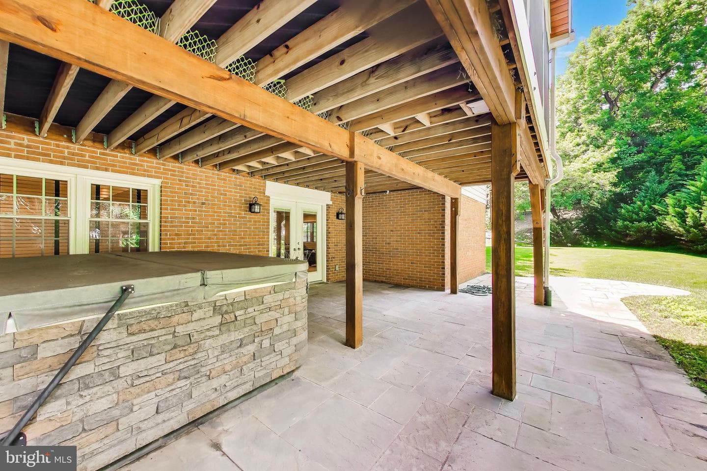 3300 Clearwood Court photo 49