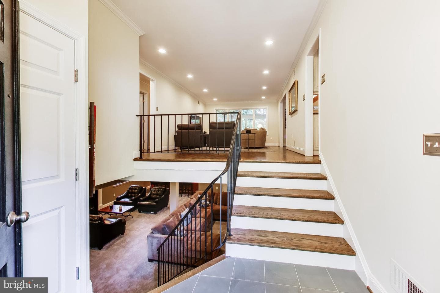 3300 Clearwood Court photo 6