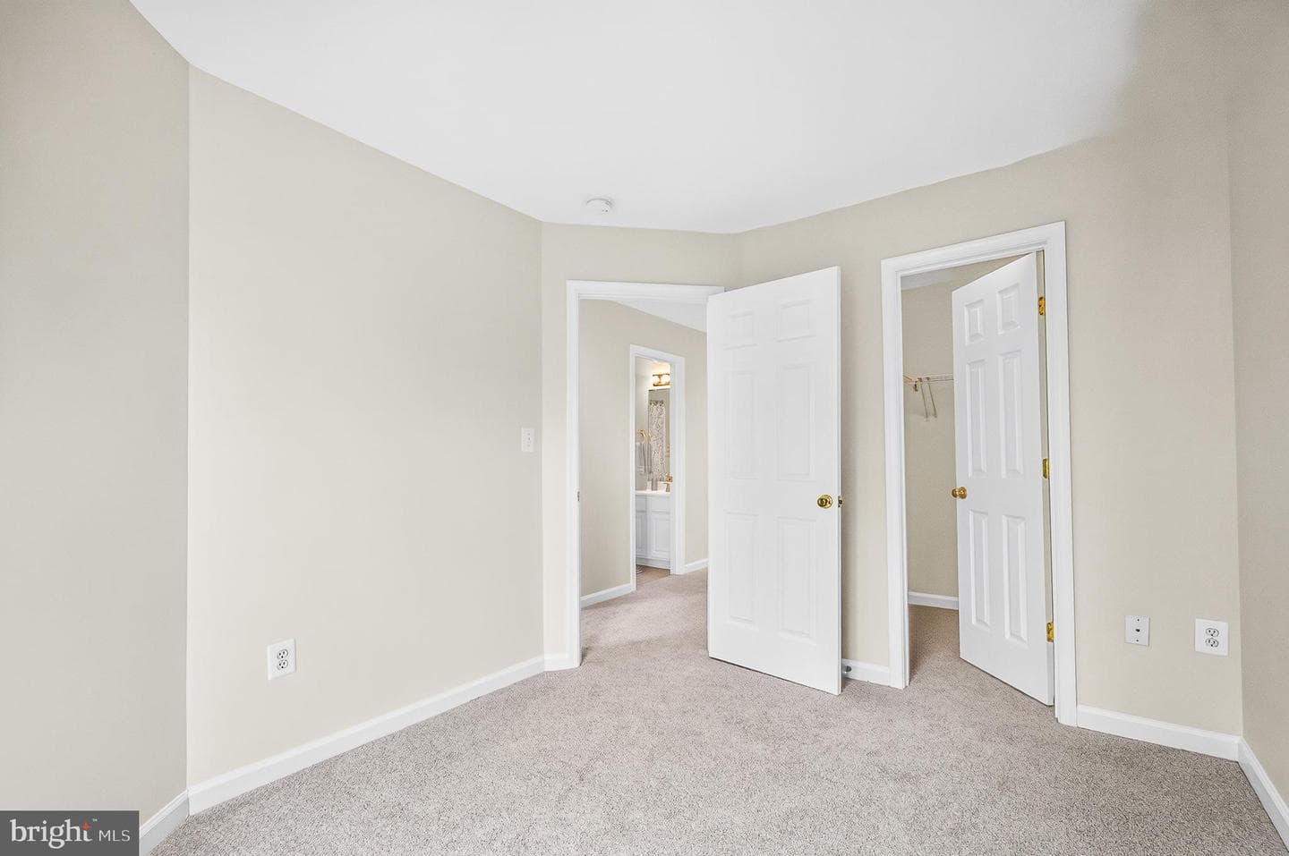 2461 Rolling Plains Drive photo 23