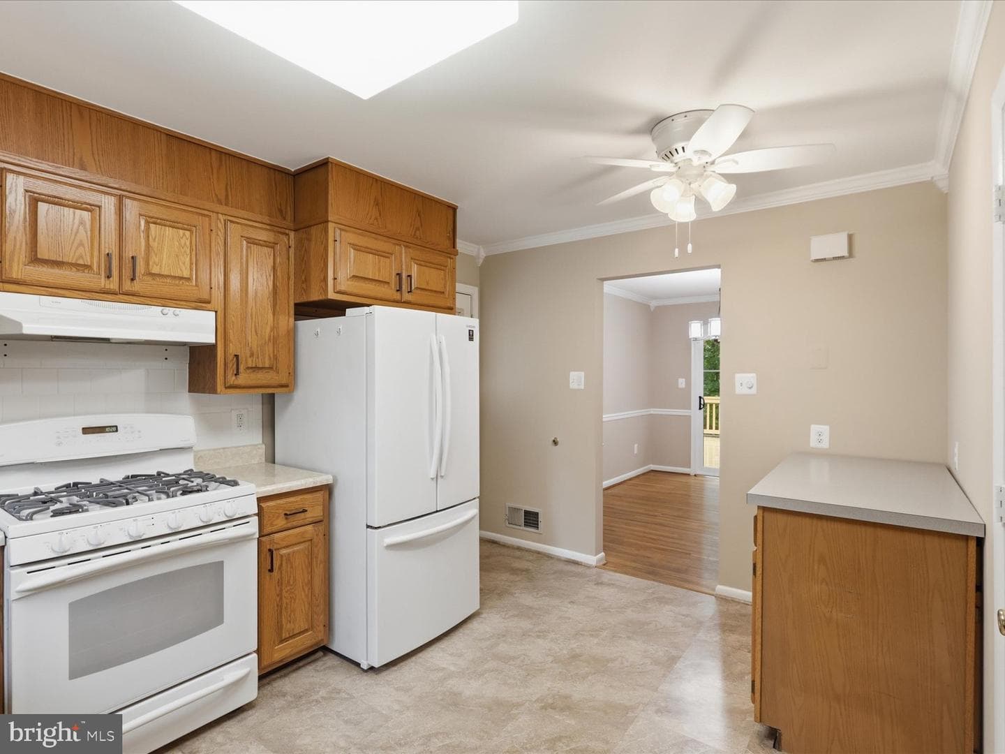 7218 Hadlow Drive photo 14