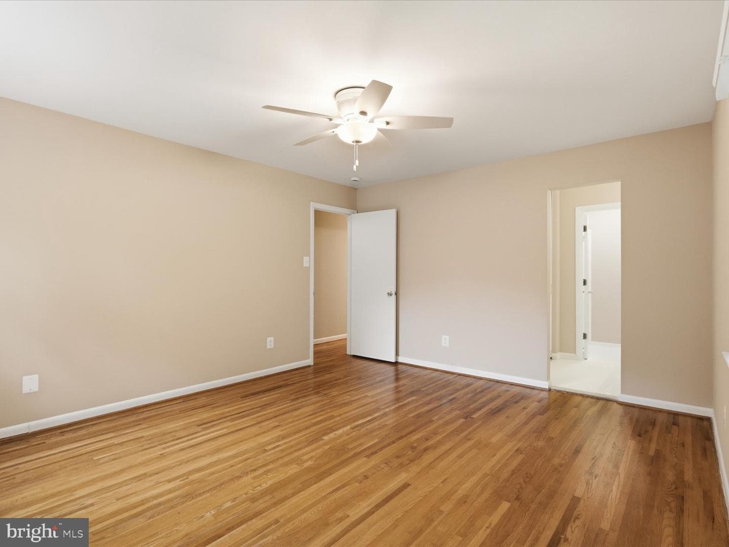 7218 Hadlow Drive photo 18