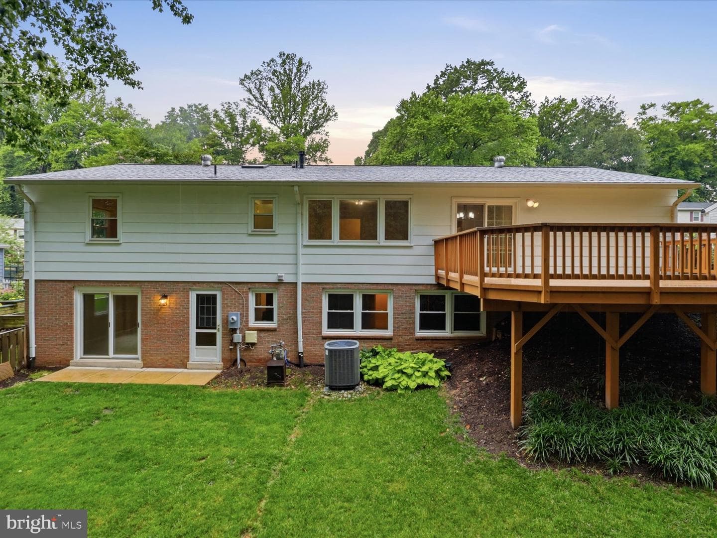 7218 Hadlow Drive photo 33