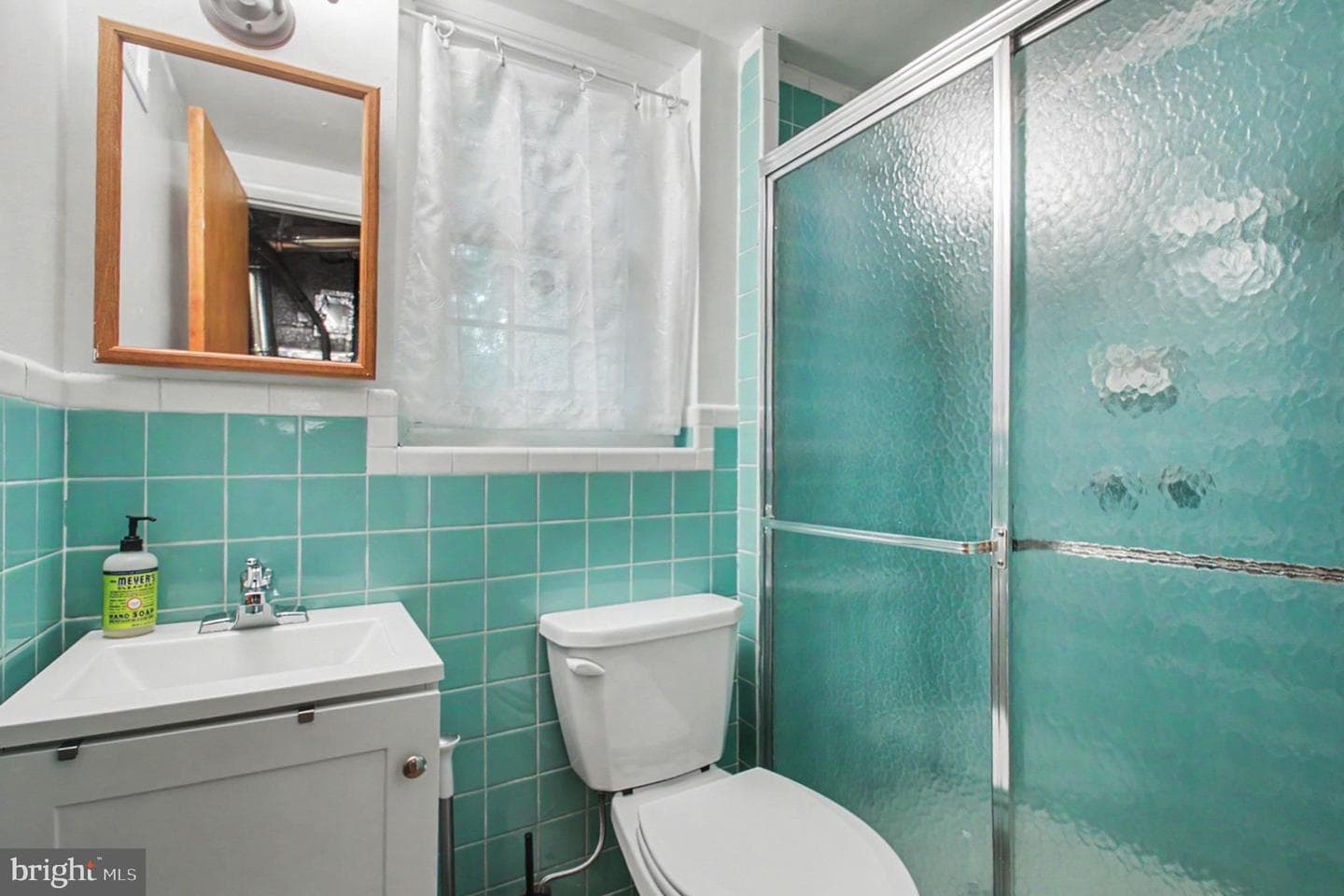 6303 Bardu Avenue photo 32