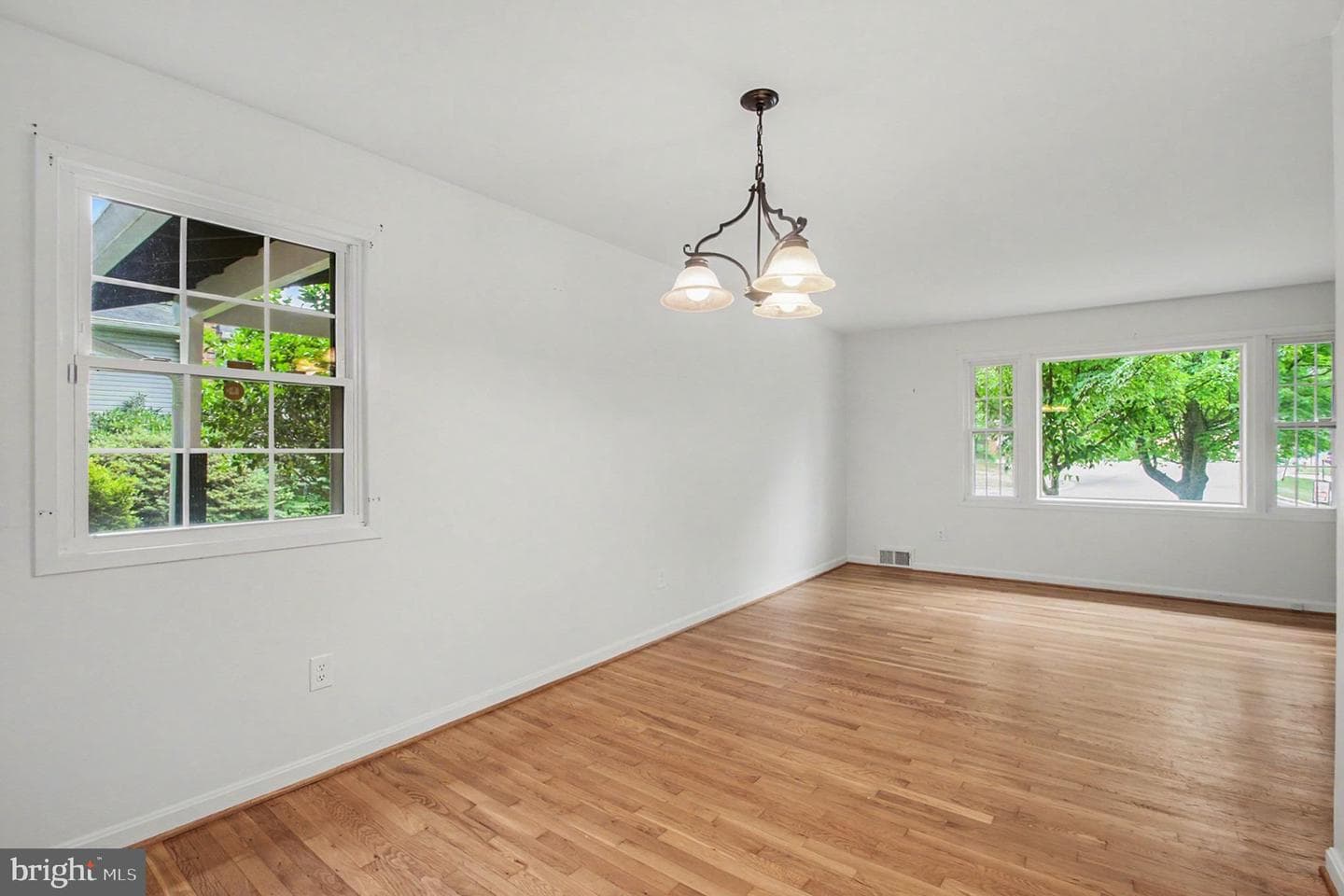 6303 Bardu Avenue photo 9