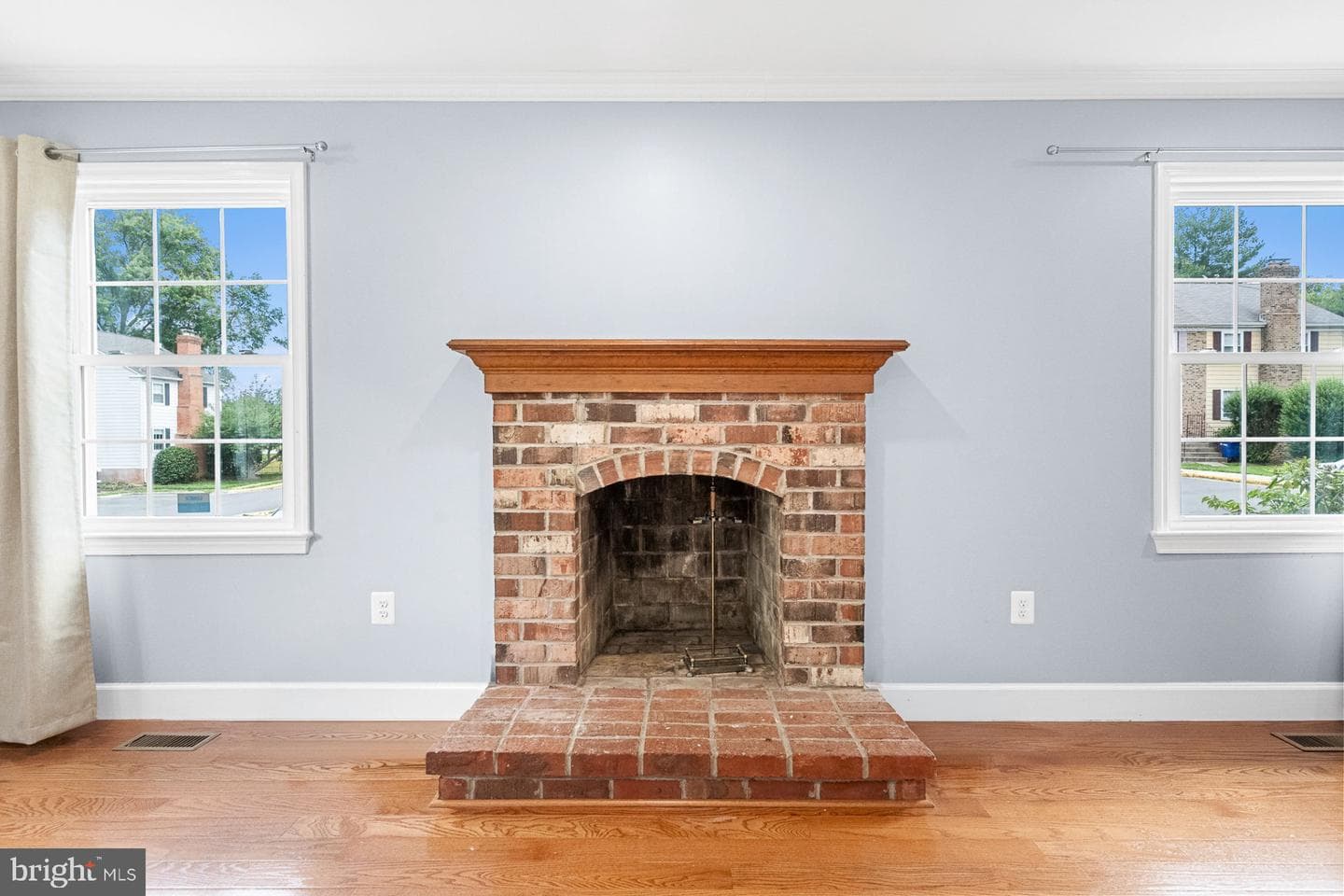 300 Holly Court photo 13