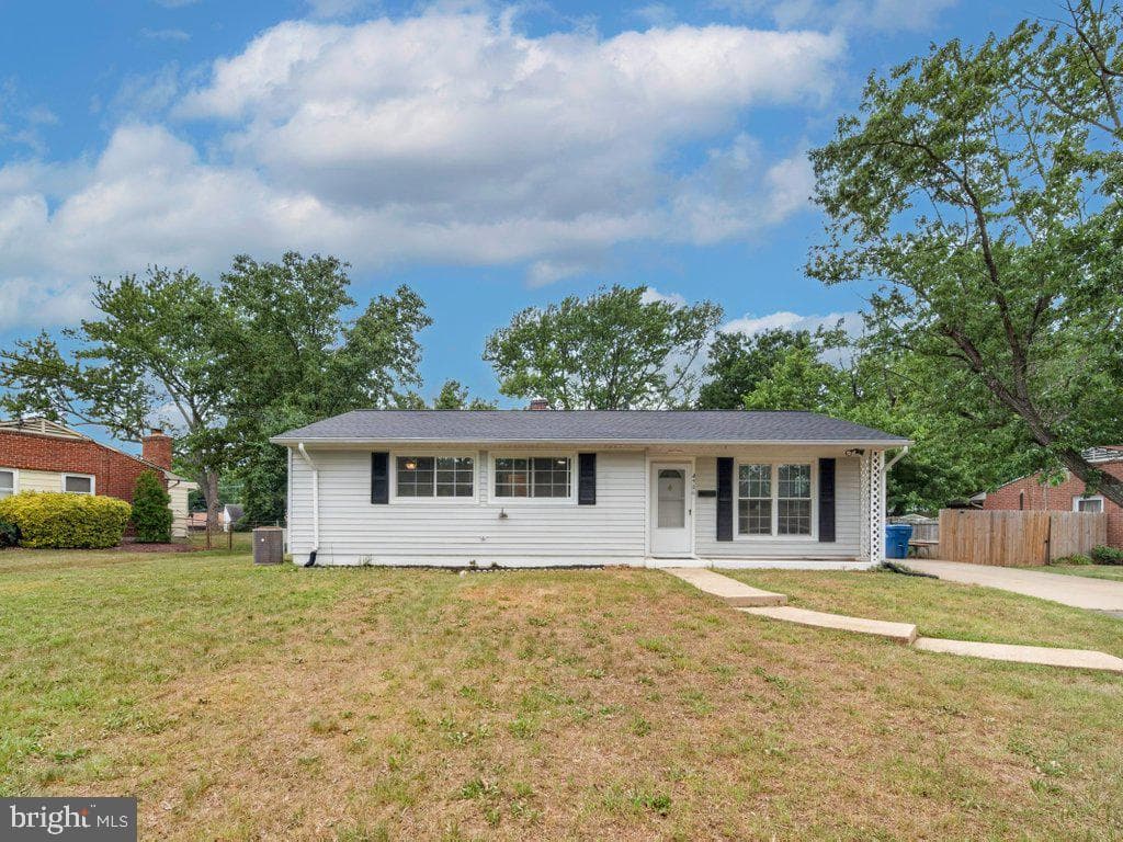 4906 Upland Drive photo 3