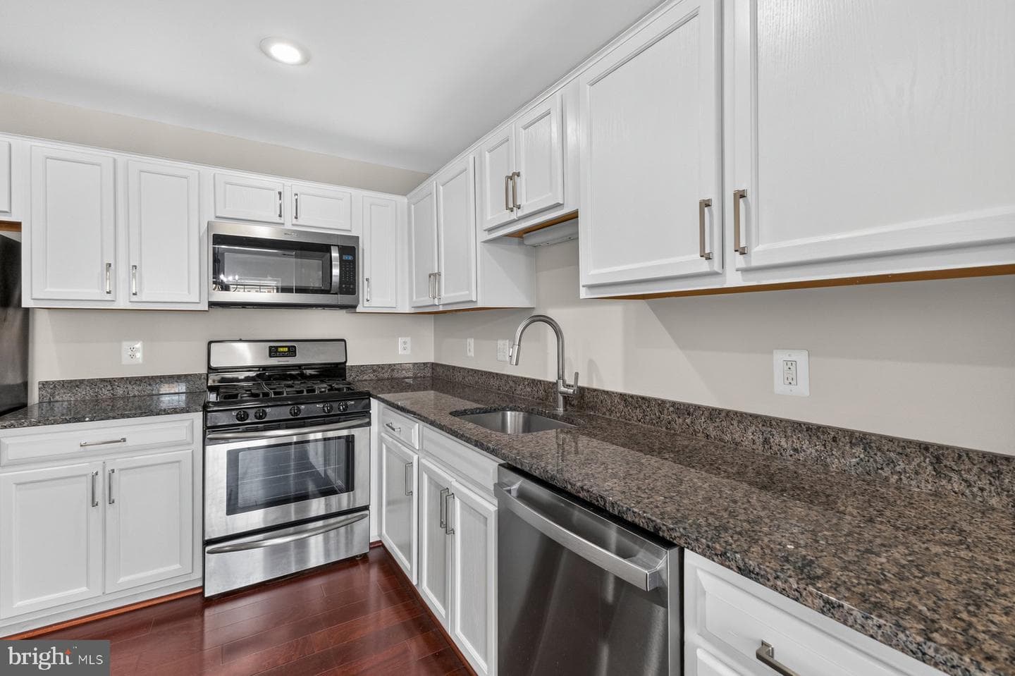 9254 Cardinal Forest Lane #301 photo 12