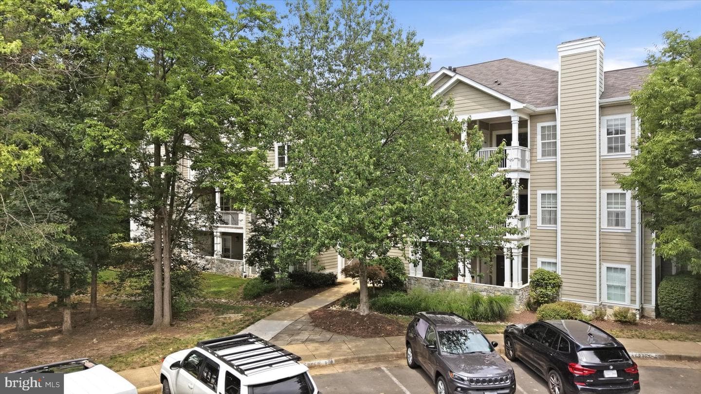 1700 Lake Shore Crest Drive #31 photo 57