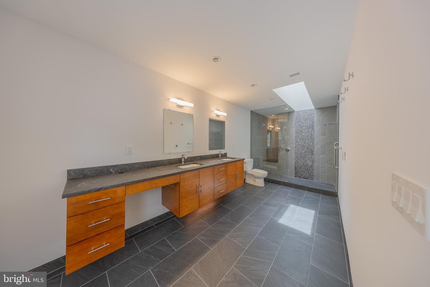 2201 Cedar Cove Court photo 15