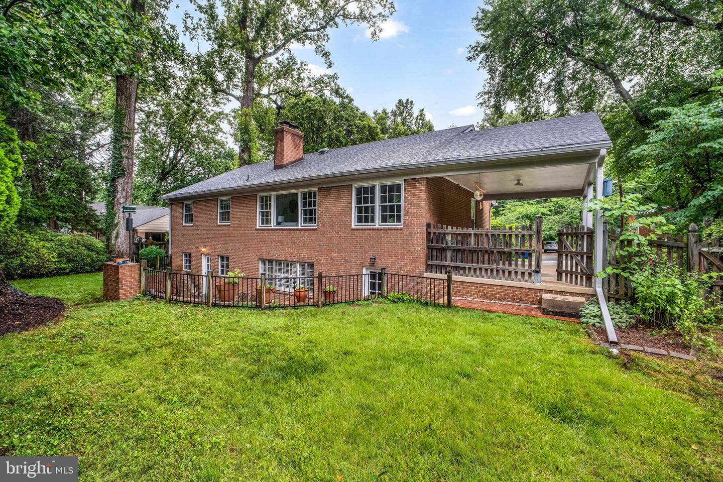 6207 Cheryl Drive photo 10