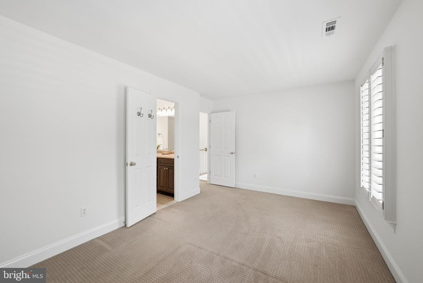 13614 Weinstein Court photo 40