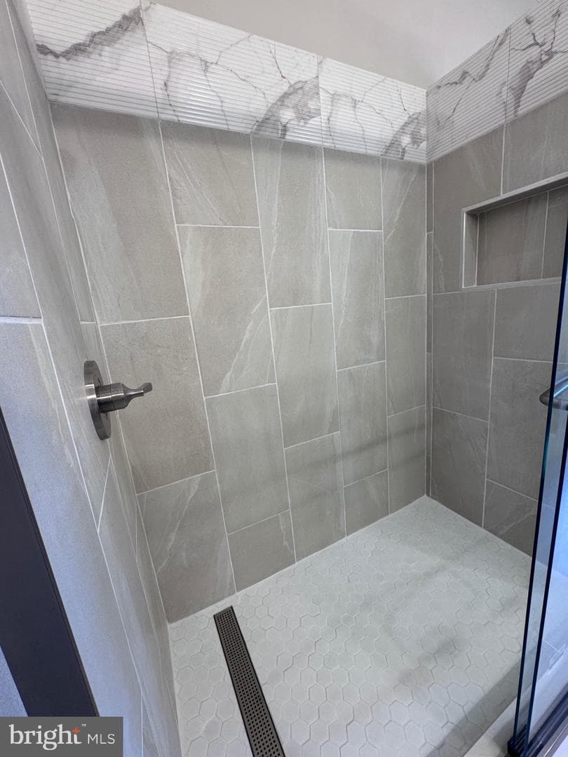 8112 Madrillon Court photo 8