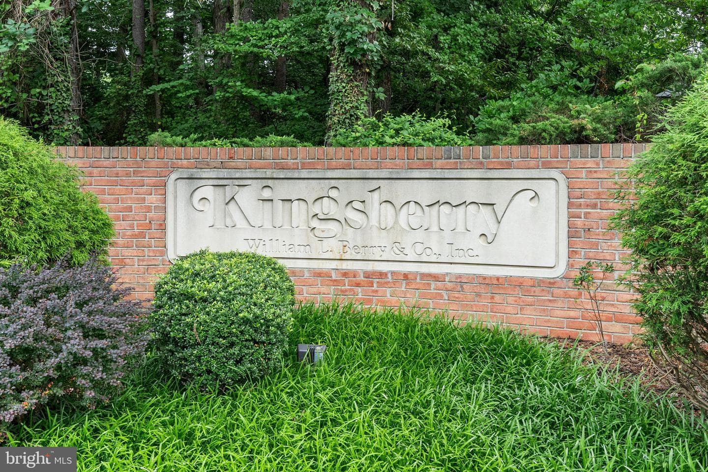 4620 Luxberry Drive photo 48