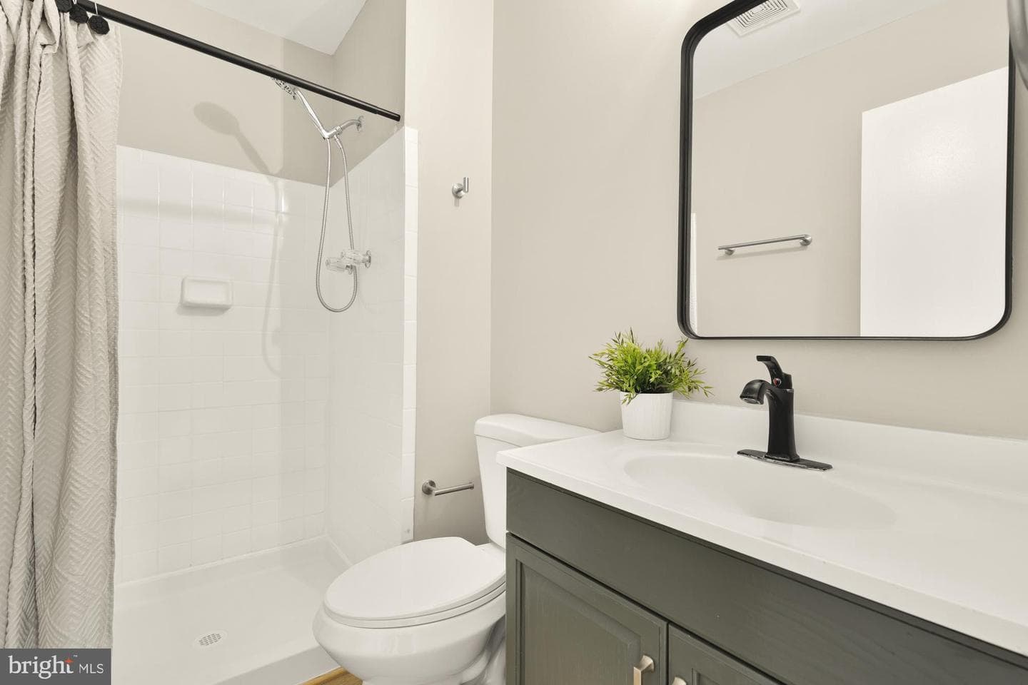 6359 Fenestra Court #117-B photo 23
