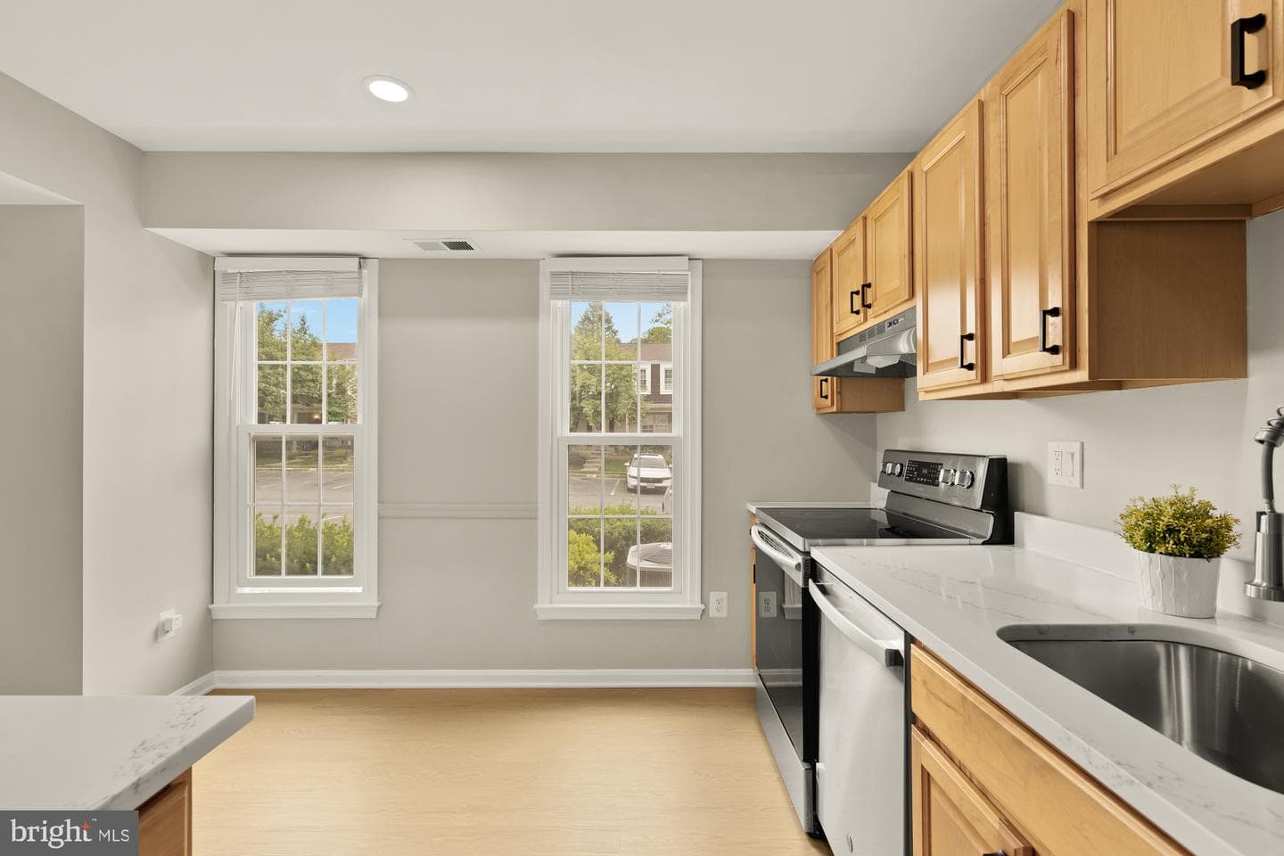 6359 Fenestra Court #117-B photo 6